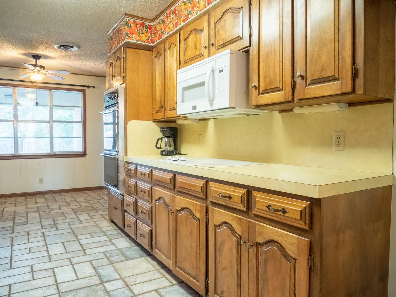 Photo 10 — 303 Comanche Trail, Tulia, TX 79088