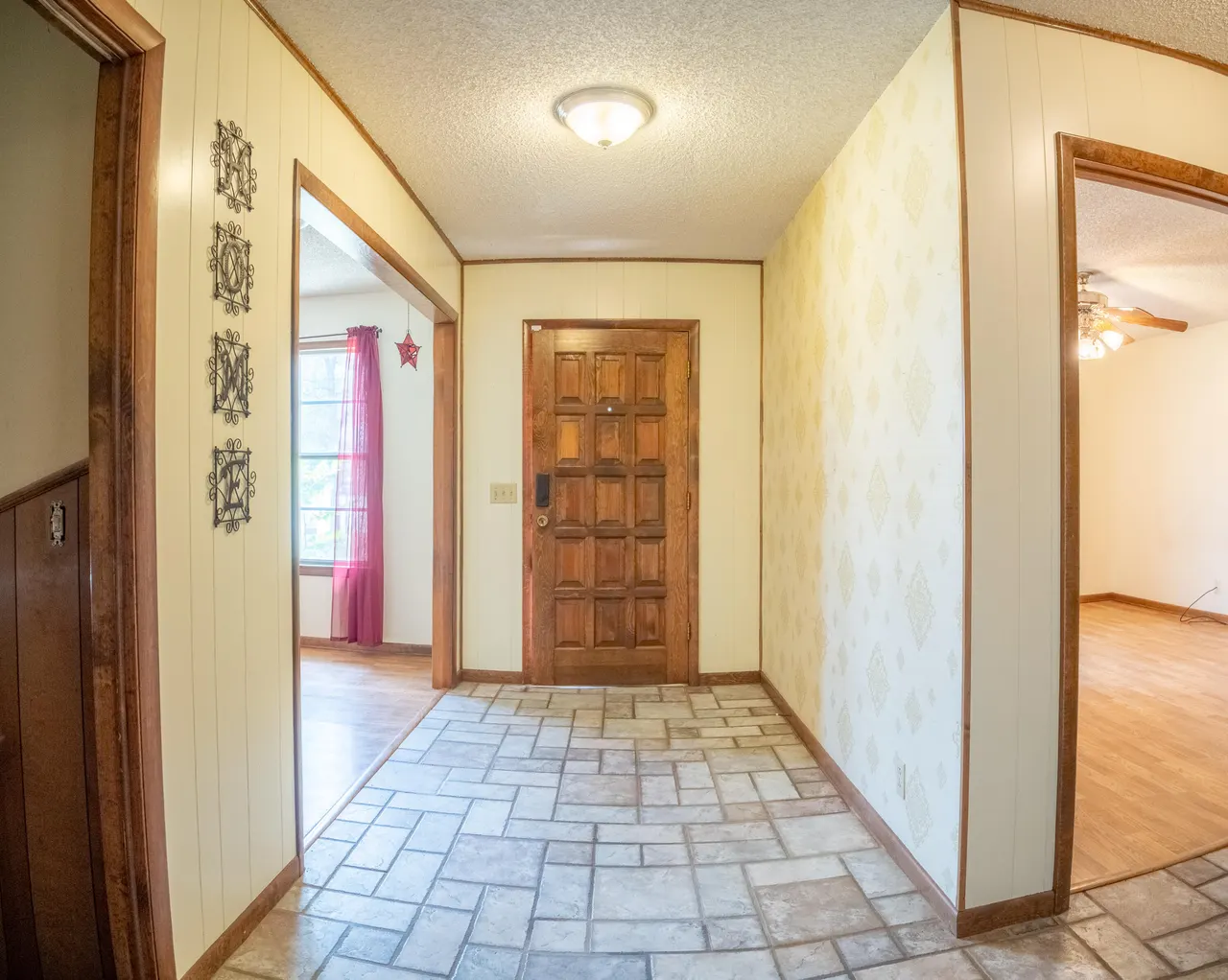 Photo 5 — 303 Comanche Trail, Tulia, TX 79088