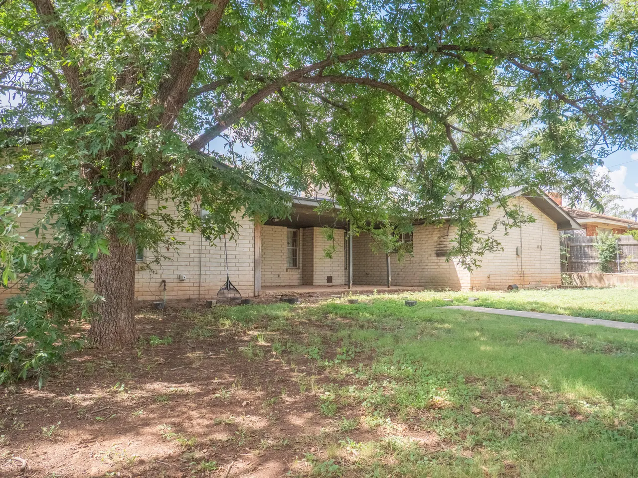 Photo 34 — 303 Comanche Trail, Tulia, TX 79088