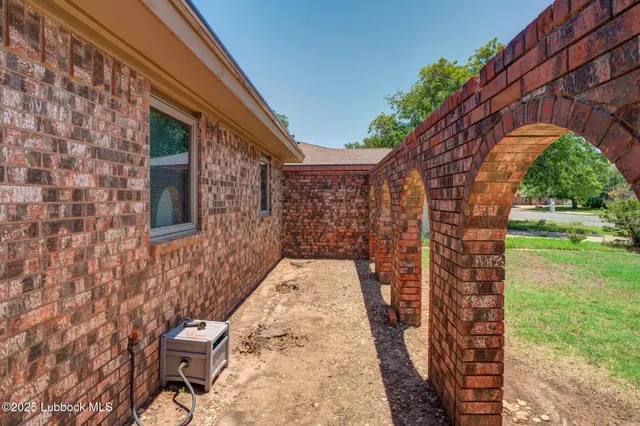 Photo 3 — 4908 58th Street, Lubbock, TX 79414