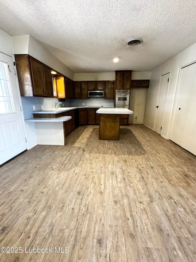 Photo 4 — 704 S Avenue S, Lamesa, TX 79331