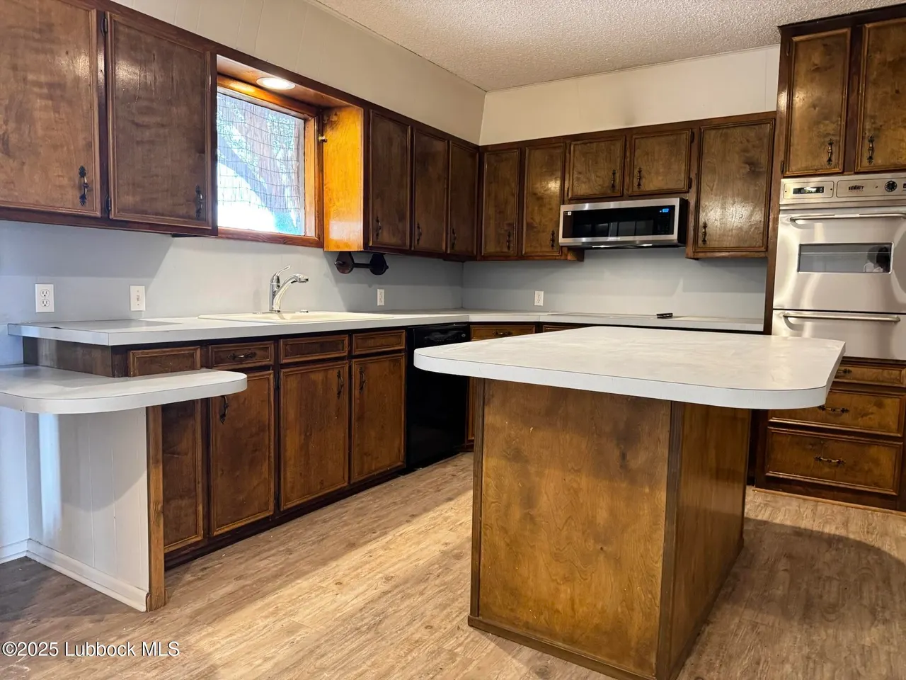 Photo 5 — 704 S Avenue S, Lamesa, TX 79331