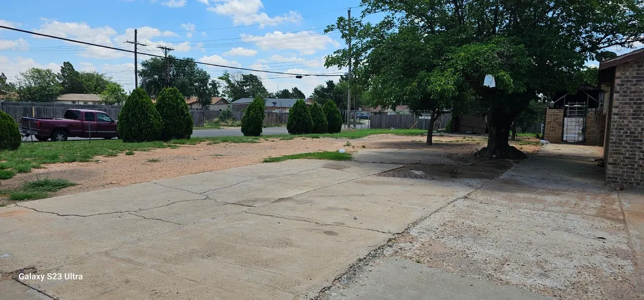 Photo 3 — 1928 E Auburn Street, Lubbock, TX 79403