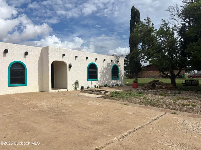Photo 2 — 5 Parklane Drive, Ransom Canyon, TX 79366