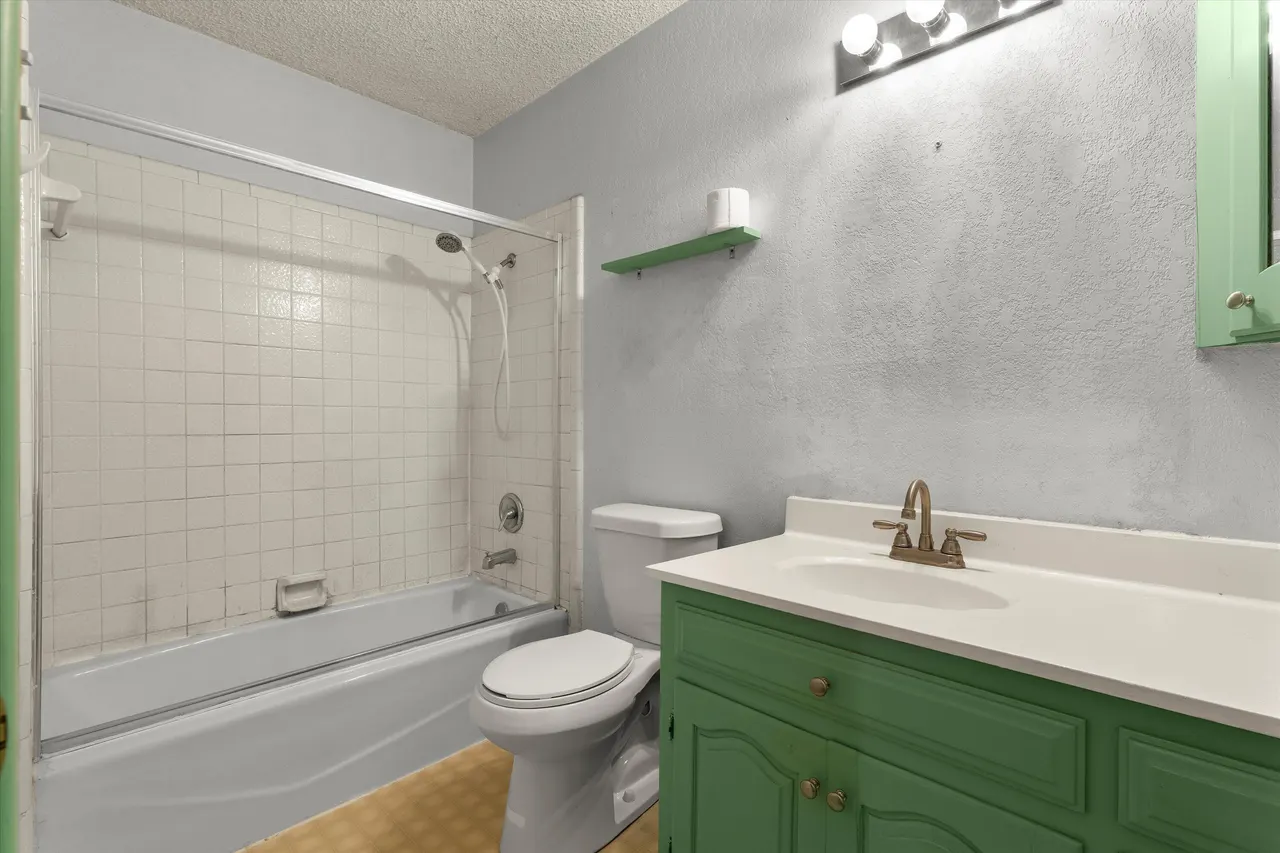 Photo 14 — 102 Eagle Avenue, Levelland, TX 79336