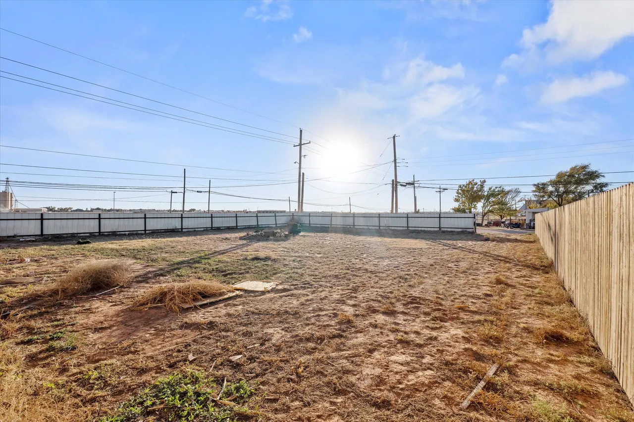 Photo 22 — 102 Eagle Avenue, Levelland, TX 79336