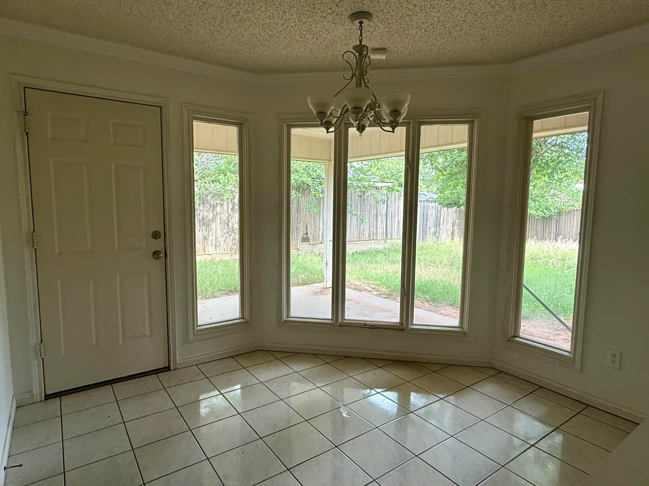 Photo 4 — 5912 74th Street, Lubbock, TX 79424