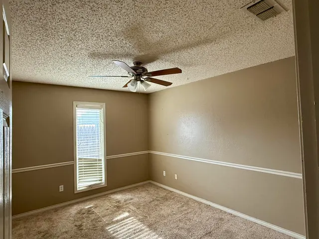 Photo 6 — 5912 74th Street, Lubbock, TX 79424