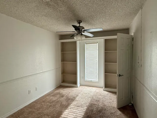 Photo 8 — 5912 74th Street, Lubbock, TX 79424