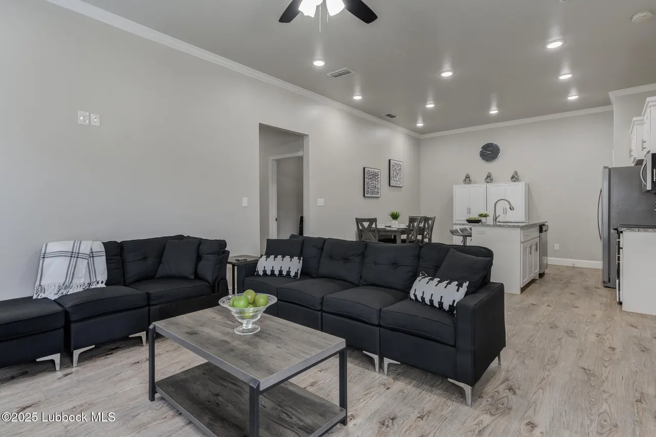 Photo 5 — 1206 N Essex Avenue, Lubbock, TX 79416