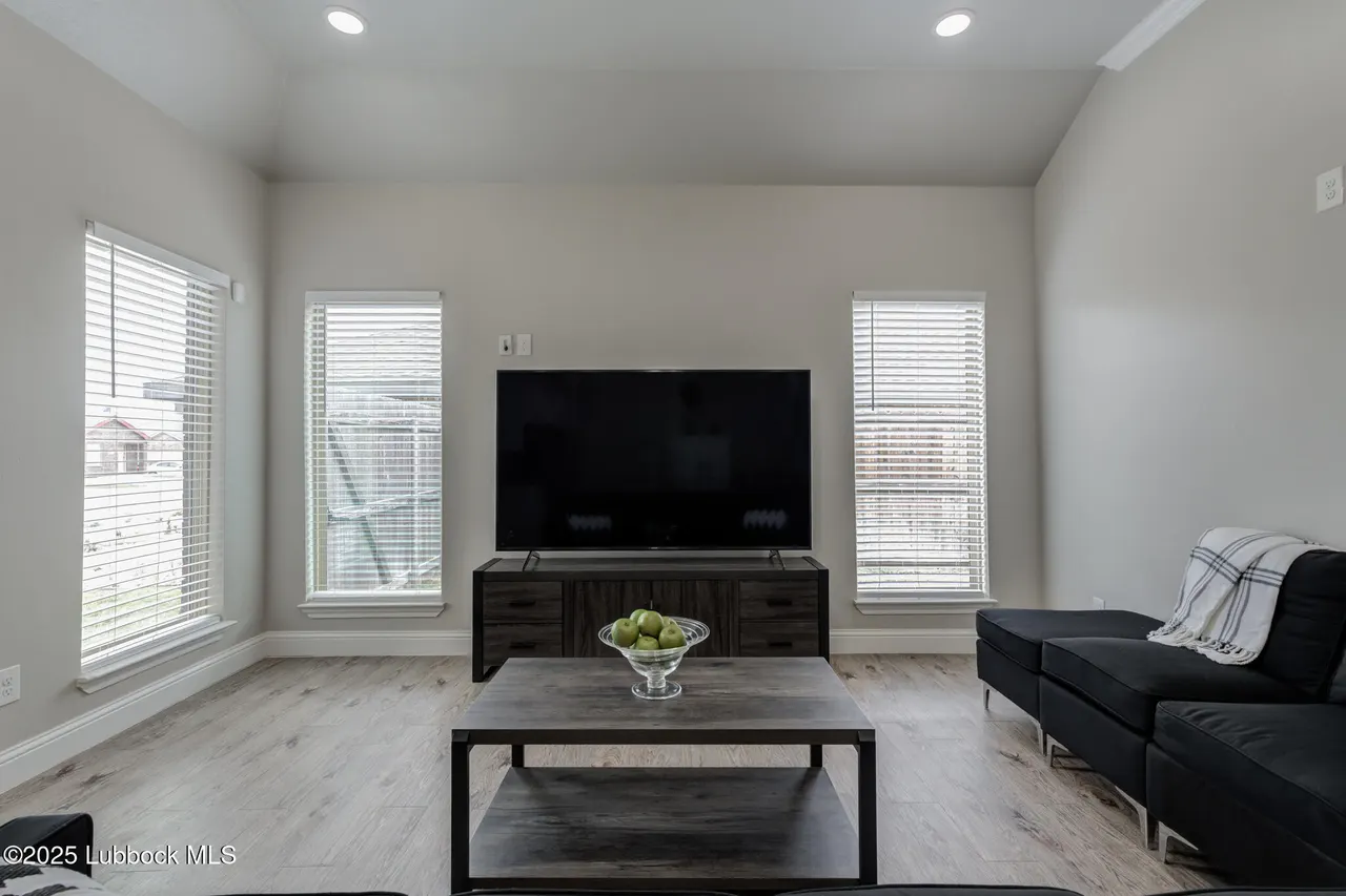 Photo 9 — 1206 N Essex Avenue, Lubbock, TX 79416