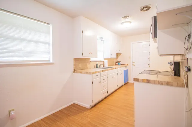 Photo 6 — 105 J B Avenue, Floydada, TX 79235