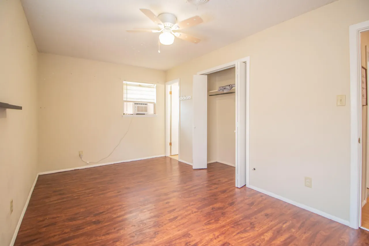 Photo 10 — 105 J B Avenue, Floydada, TX 79235