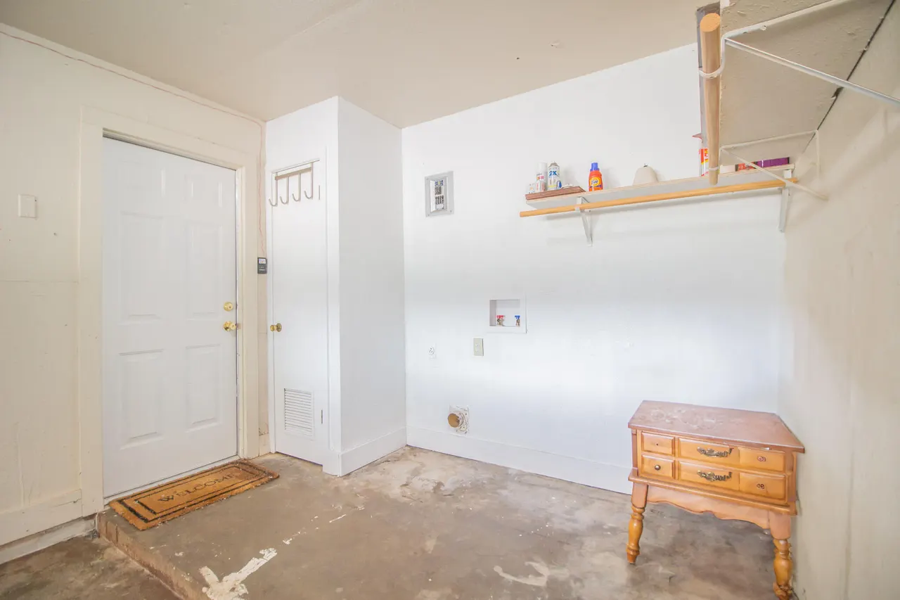 Photo 16 — 105 J B Avenue, Floydada, TX 79235