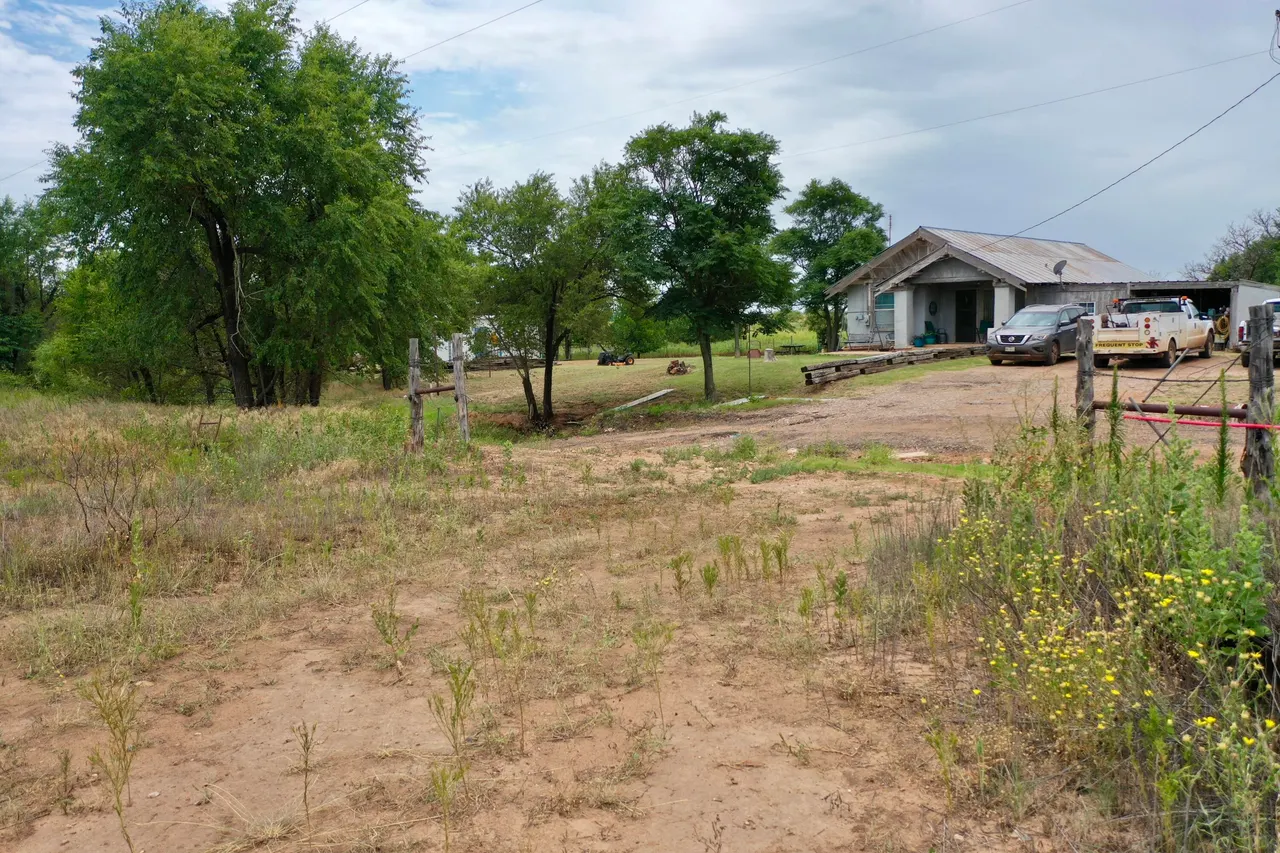 Photo 6 — 907 Co Rd 3, Turkey, TX 79261