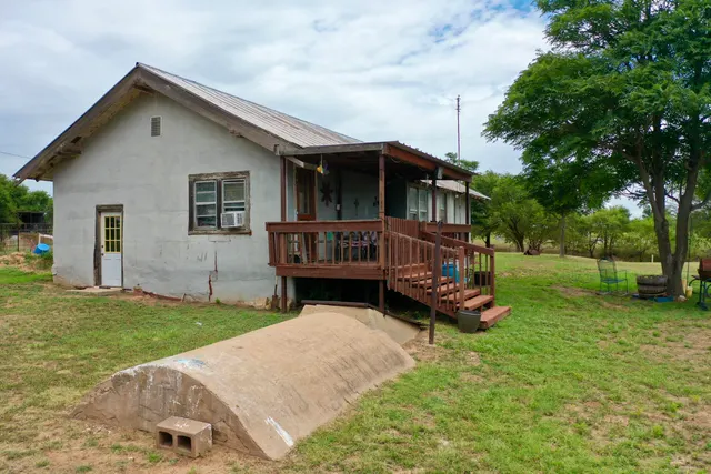 Photo 8 — 907 Co Rd 3, Turkey, TX 79261