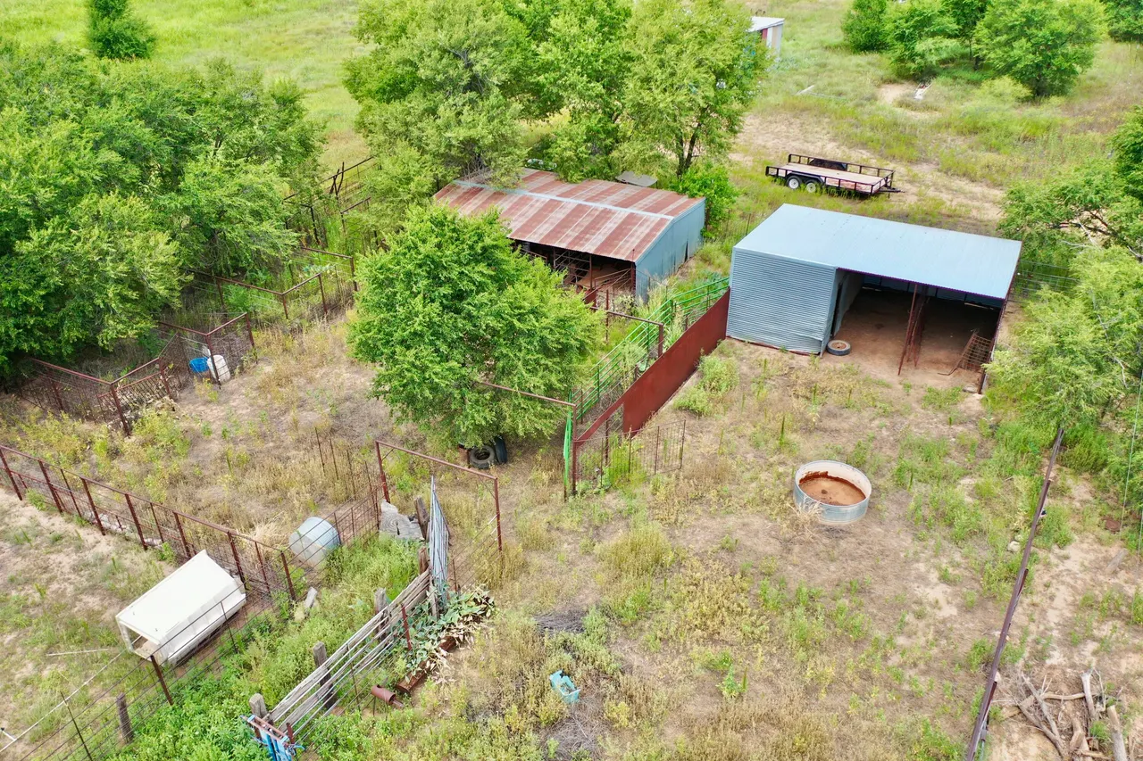 Photo 10 — 907 Co Rd 3, Turkey, TX 79261