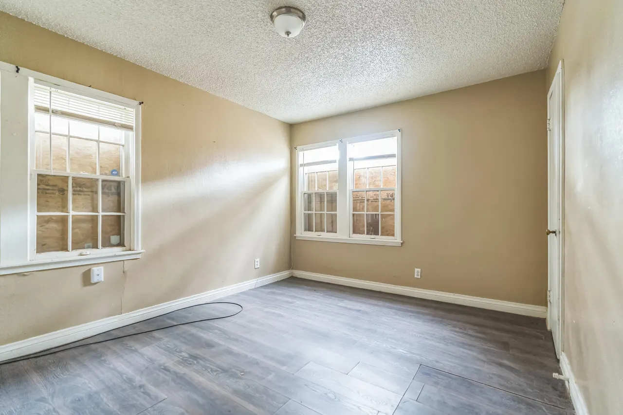 Photo 29 — 1510 33rd Street, Lubbock, TX 79411