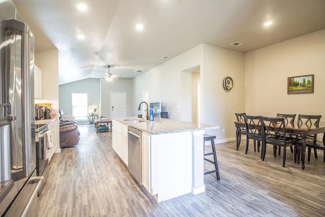 Photo 8 — 3202 Wausau Avenue, Lubbock, TX 79407