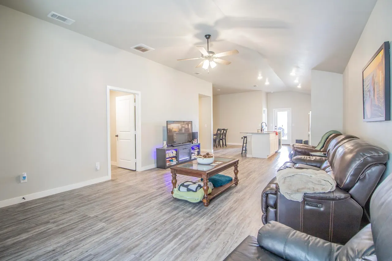 Photo 5 — 3202 Wausau Avenue, Lubbock, TX 79407