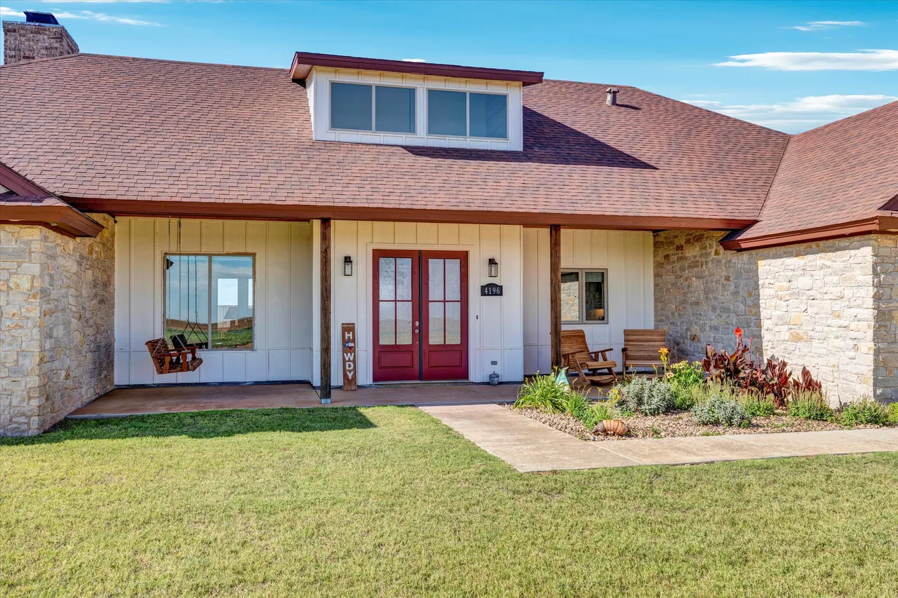 Photo 4 — 4196 Mark Street, Ropesville, TX 79358