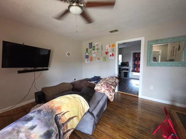 Photo 2 — 3308 2nd Street, Lubbock, TX 79415