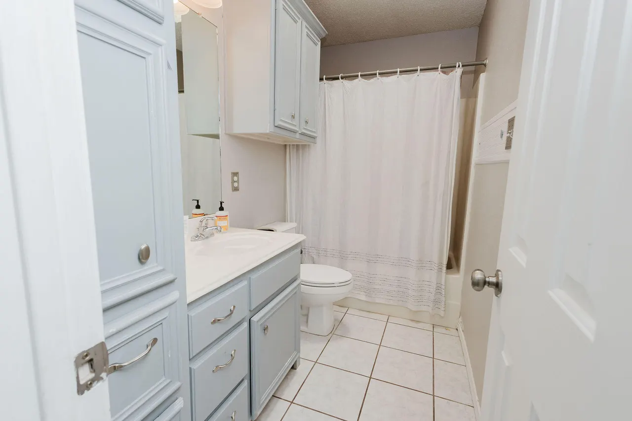 Photo 10 — 6710 7th Street, Lubbock, TX 79416