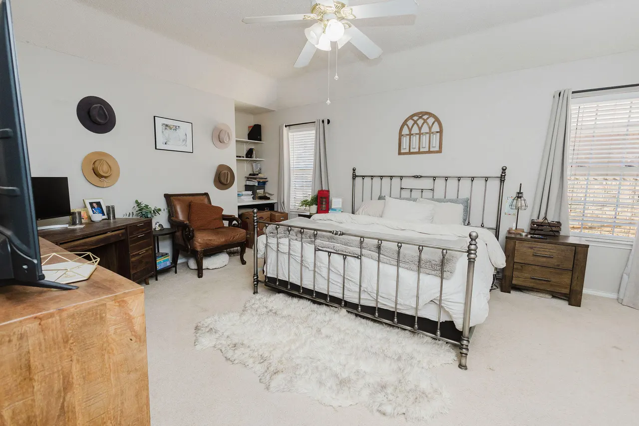 Photo 11 — 6710 7th Street, Lubbock, TX 79416