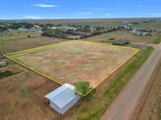 Sold home at 2613-2615 County Road 6000