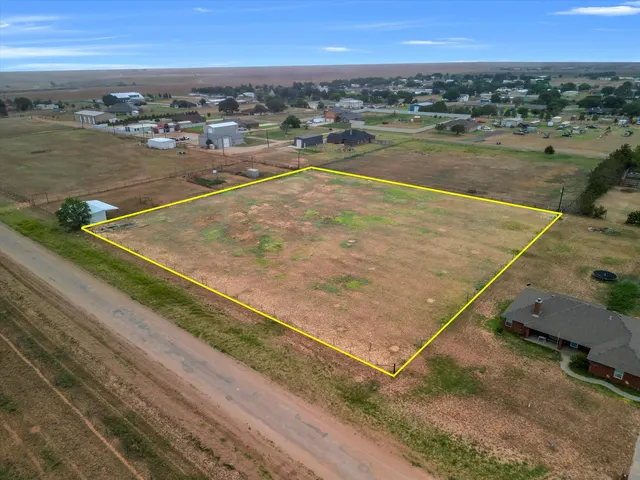 Photo 2 — 2613-2615 County Road 6000, Lubbock, TX 79415