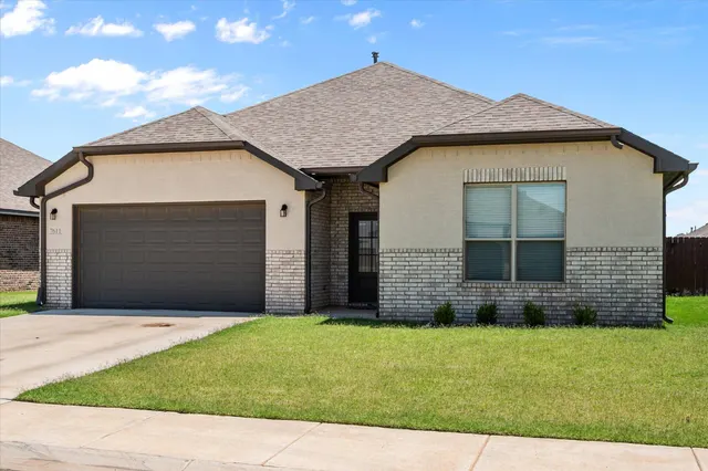 Front exterior — 7611 60th Street, Lubbock, TX 79407