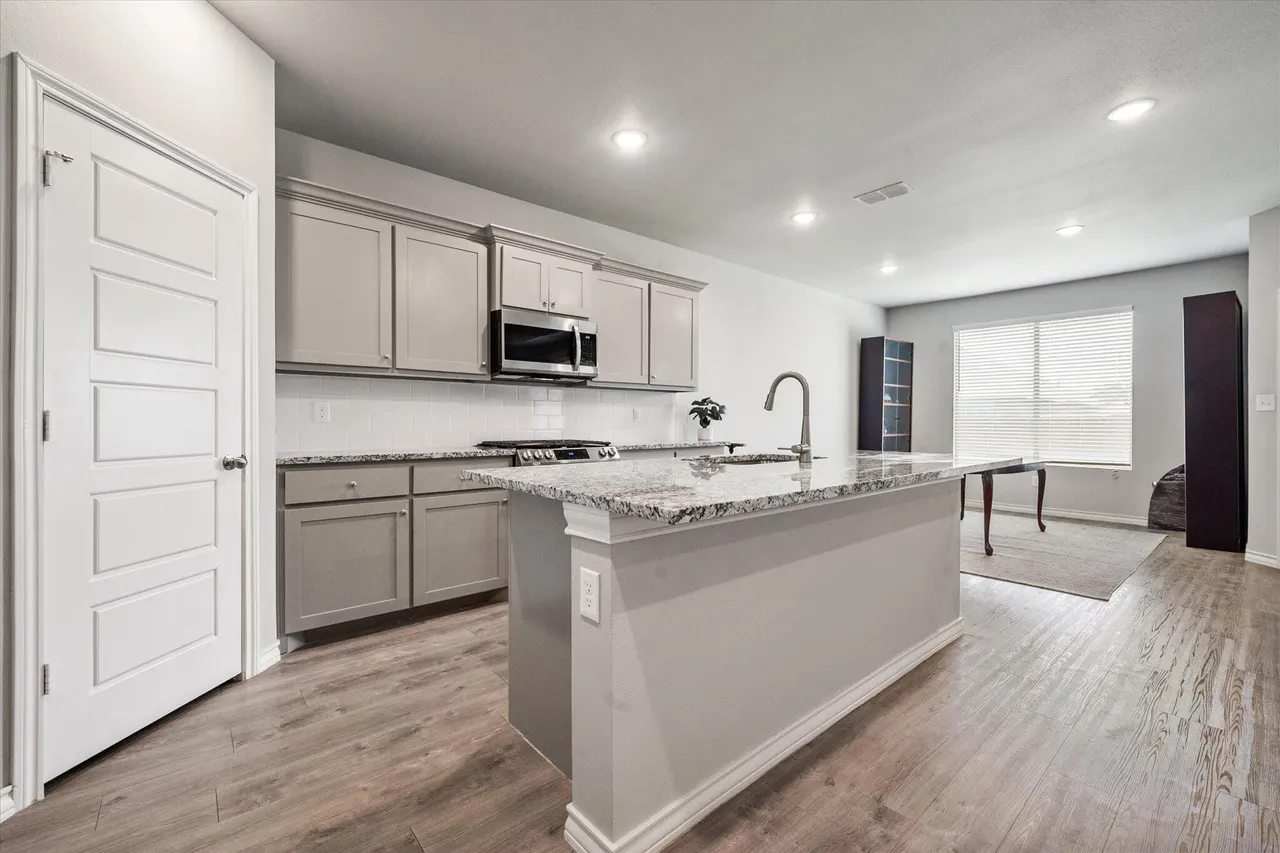 Photo 12 — 7611 60th Street, Lubbock, TX 79407