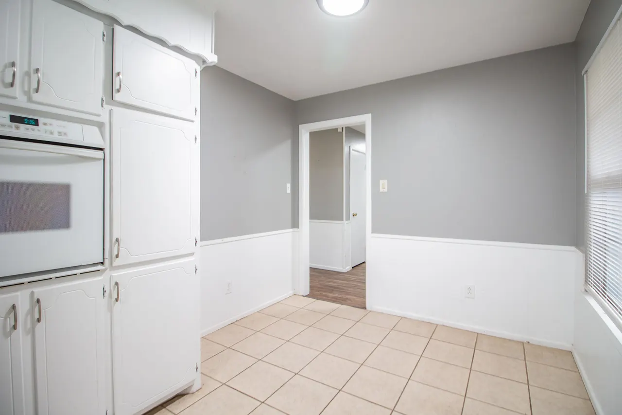 Photo 11 — 5406 46th Street, Lubbock, TX 79414