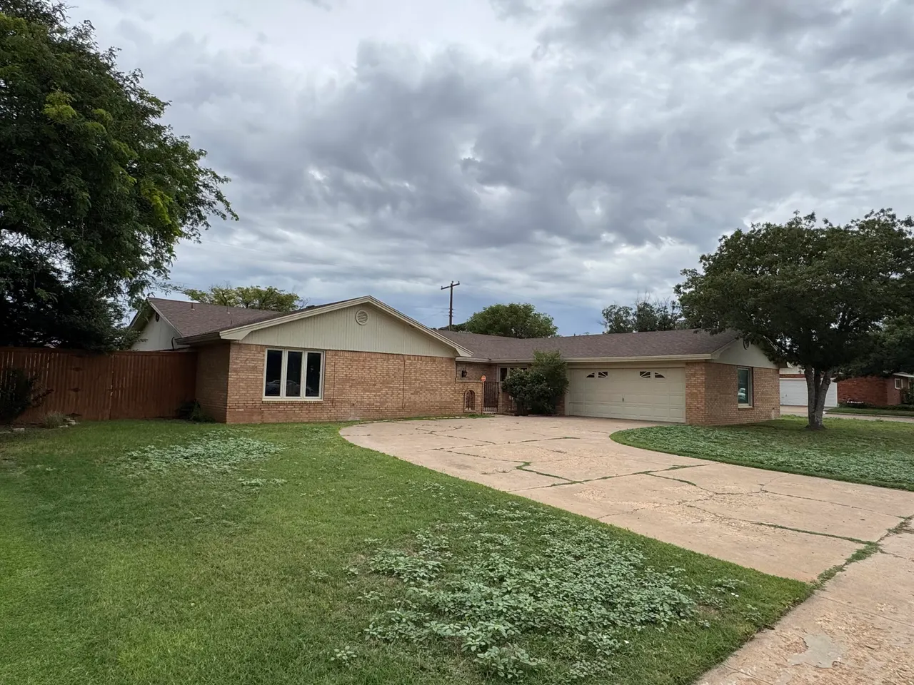 Front exterior — 805 14th Street, Shallowater, TX 79363