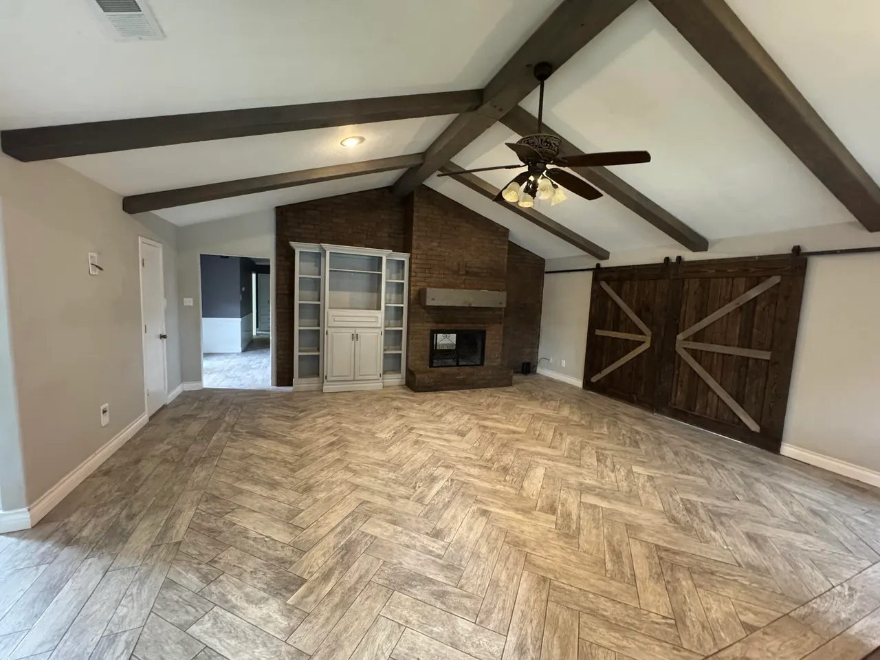 Photo 2 — 805 14th Street, Shallowater, TX 79363