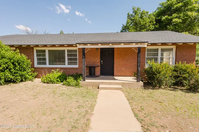 Photo 4 — 106 Cherry Lane, Lamesa, TX 79331