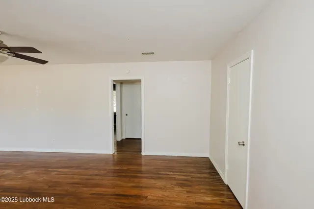 Photo 5 — 106 Cherry Lane, Lamesa, TX 79331