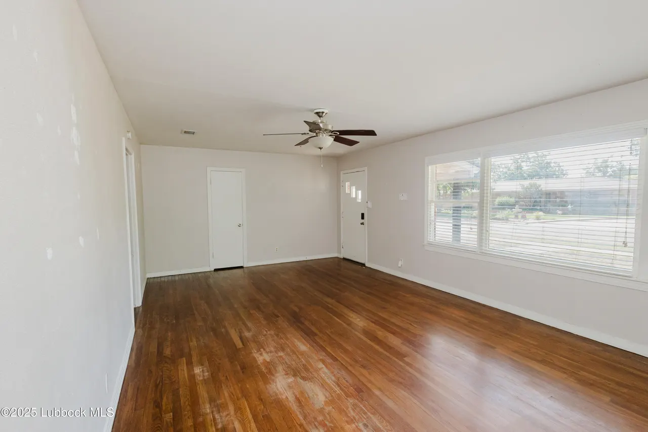 Photo 10 — 106 Cherry Lane, Lamesa, TX 79331