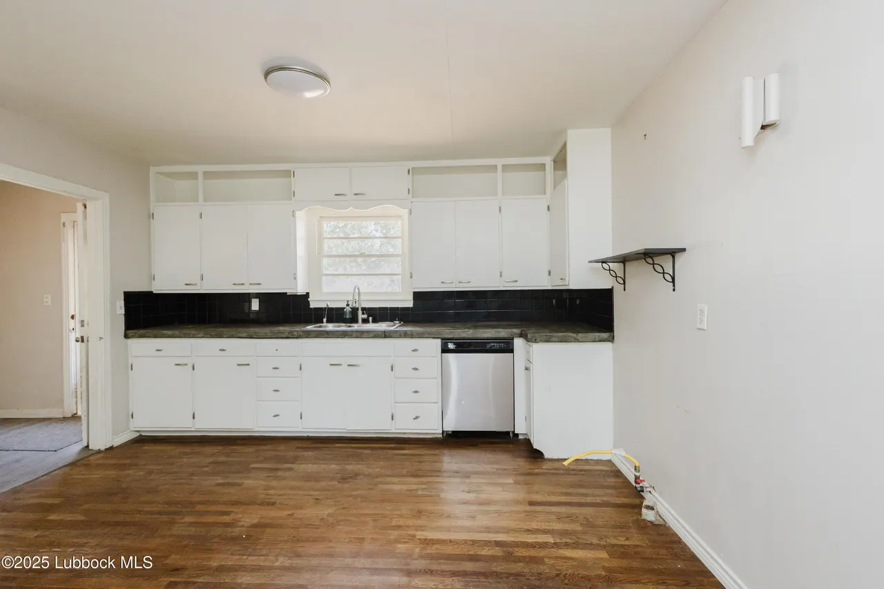 Photo 15 — 106 Cherry Lane, Lamesa, TX 79331