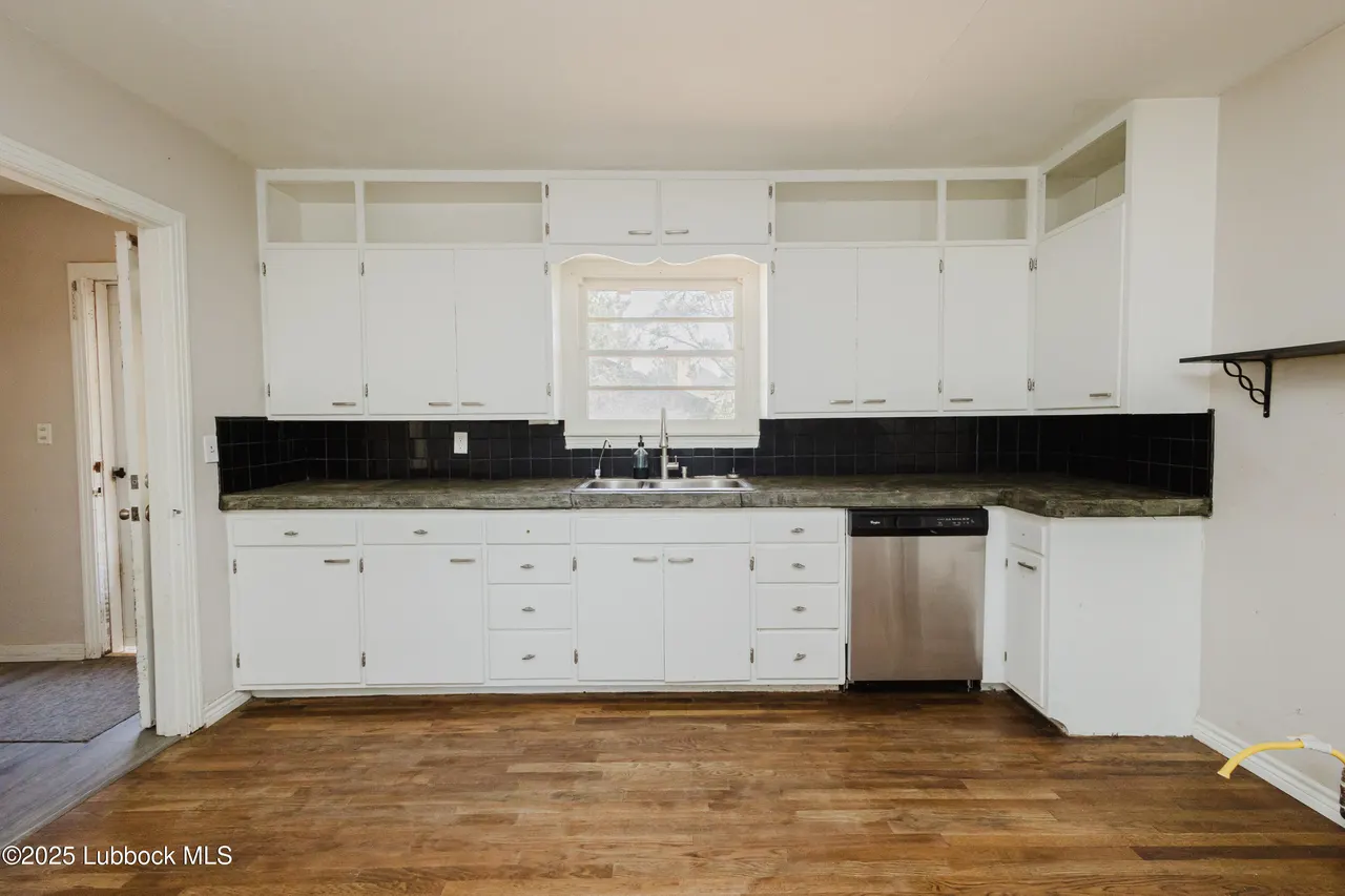 Photo 16 — 106 Cherry Lane, Lamesa, TX 79331
