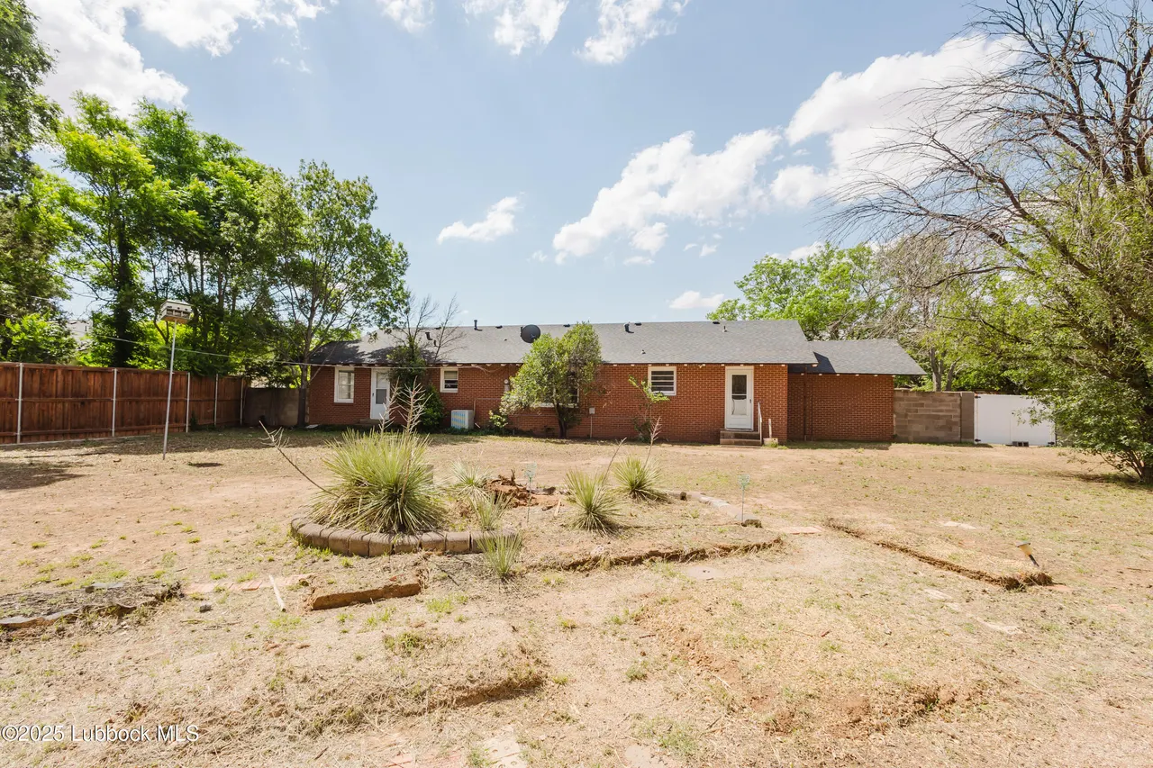 Photo 41 — 106 Cherry Lane, Lamesa, TX 79331
