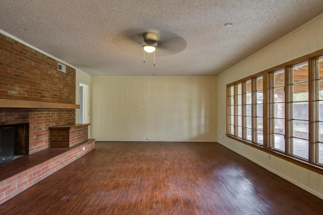 Photo 13 — 3608 27th Street, Lubbock, TX 79410