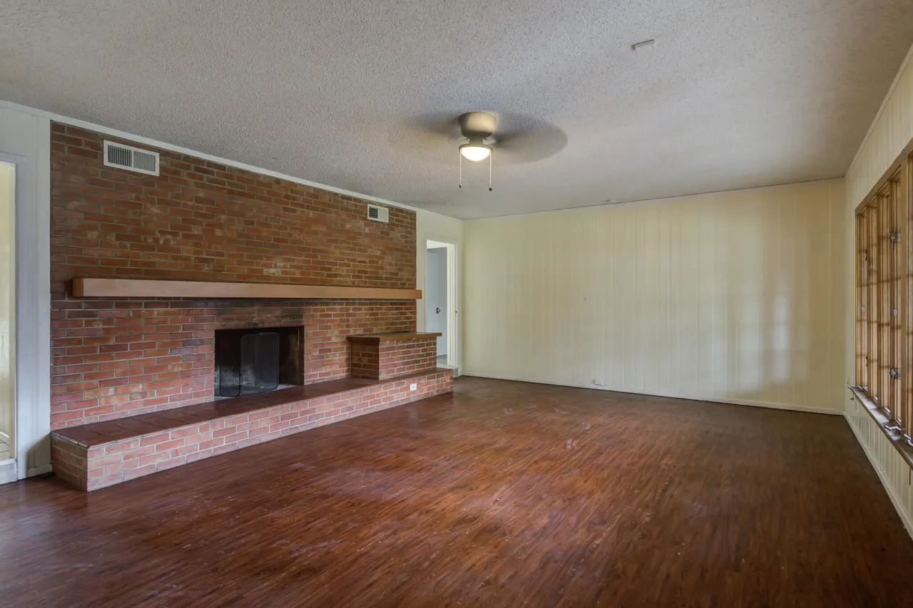 Photo 14 — 3608 27th Street, Lubbock, TX 79410