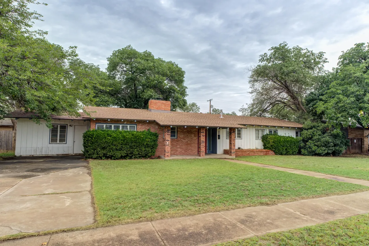 Photo 2 — 3608 27th Street, Lubbock, TX 79410