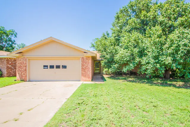 Photo 2 — 4608 31st Street, Lubbock, TX 79410