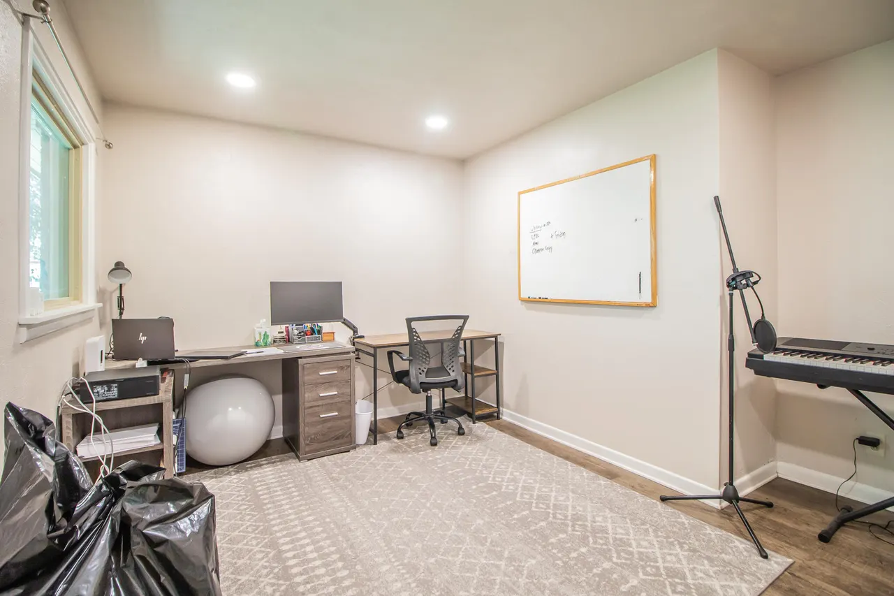 Photo 4 — 4608 31st Street, Lubbock, TX 79410