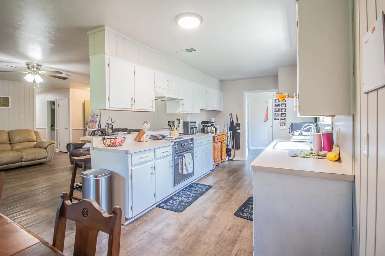 Photo 9 — 4608 31st Street, Lubbock, TX 79410