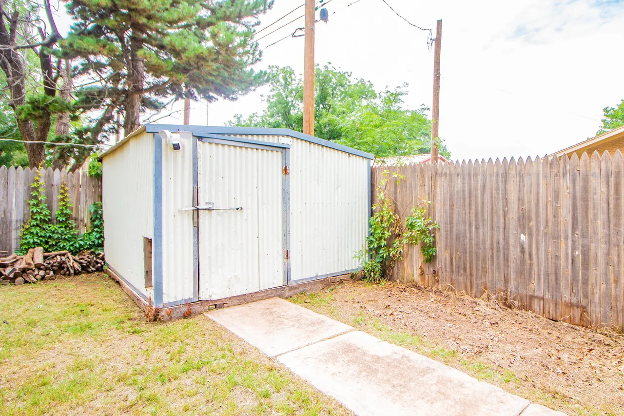 Photo 31 — 503 E 12th Street, Littlefield, TX 79339