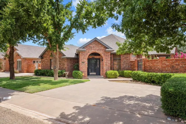 Front exterior — 131 Aransas Avenue, Levelland, TX 79336