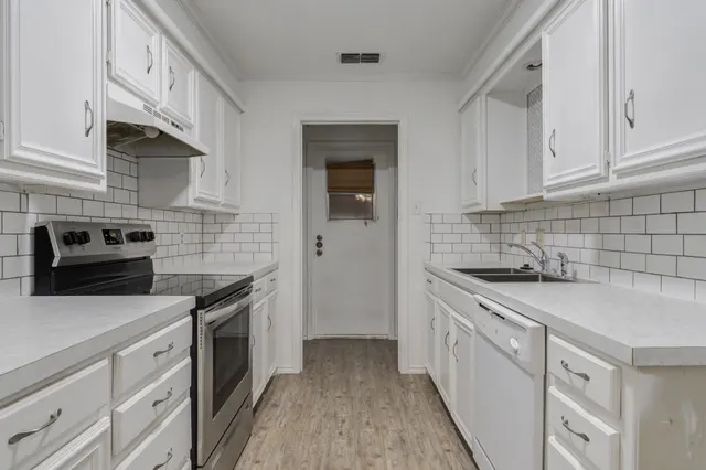 Photo 3 — 4928 64th  Street, Lubbock, TX 79414